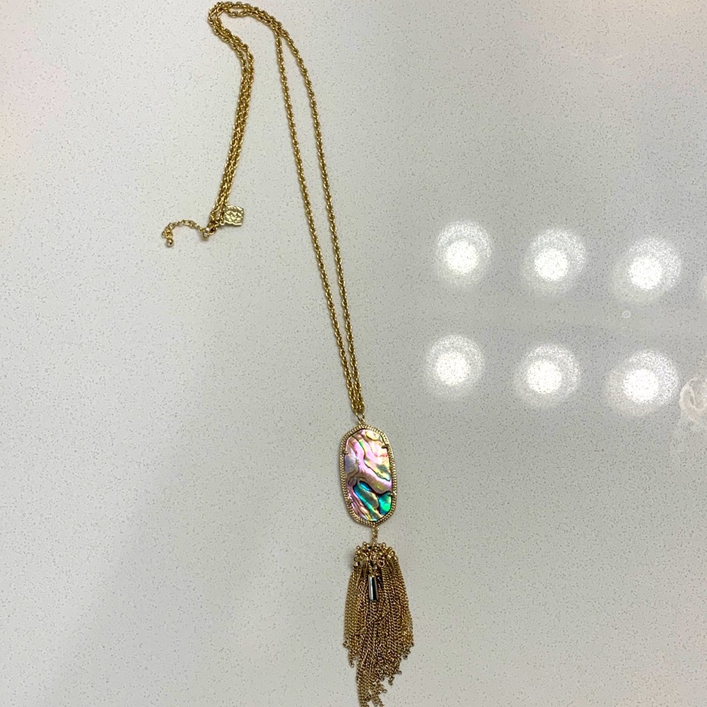 KENDRA SCOTT Rayne Gold Long Pendant Necklace in Abalone Shell